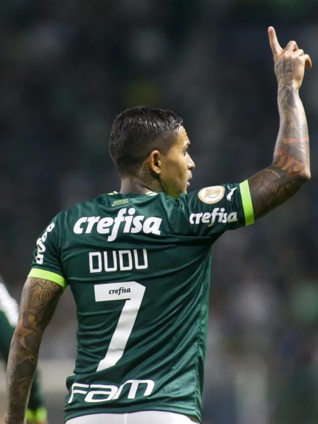 Sem dono: relembre camisas 7 do Palmeiras no Século XXI