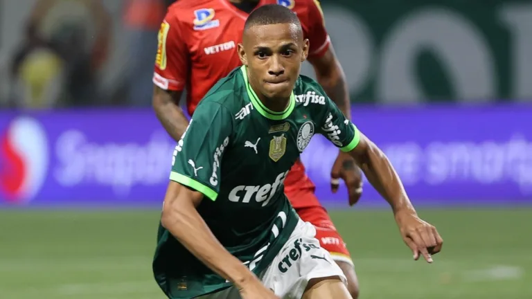 Jhon Jhon em ação quando estava no Palmeiras (Foto: Cesar Greco/Palmeiras)