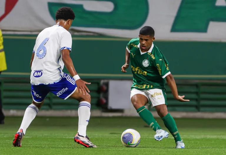 Gilberto em ação pelo Palmeiras (Foto: Fábio Menotti) 