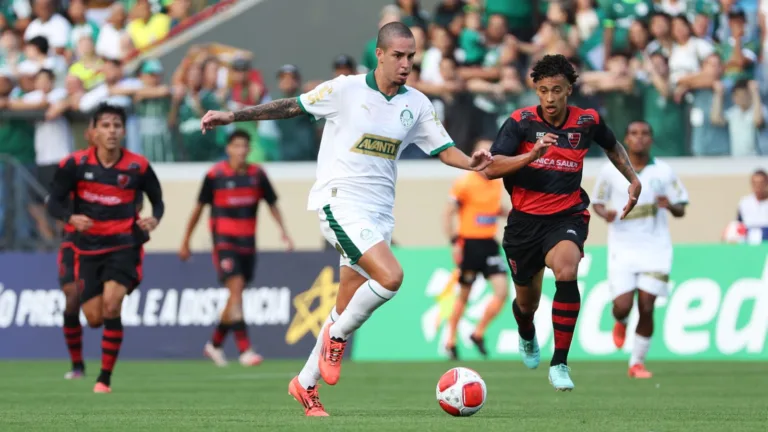 Gilberto em ação pelo Palmeiras Sub-20 (Foto: Fabio Menotti) 