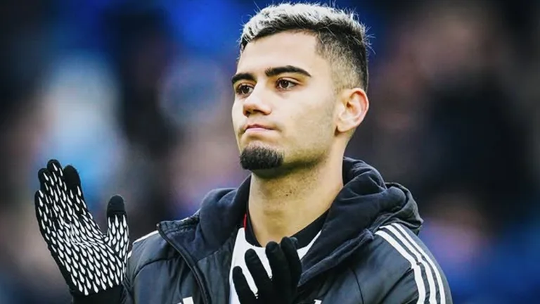 Andreas Pereira negocia saída do Fulham (Foto: Divulgação)