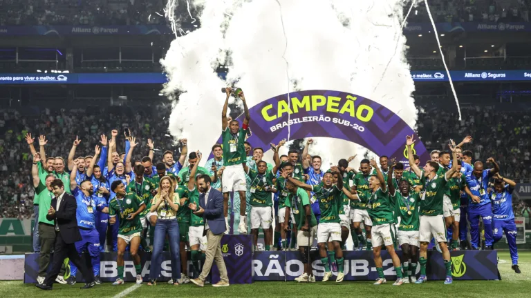 Palmeiras Sub-20 com título do Campeonato Brasileiro (Foto: Fabio Menotti) 
