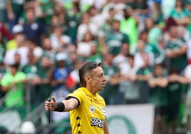 Raphael Claus é responsável por arbitragem de Dérbi (Foto: Cesar Greco/Palmeiras)