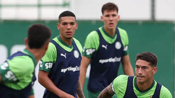 Naves e Benedetti irão formar dupla de zaga titular em jogo decisivo (Foto: Cesar Greco/Palmeiras)