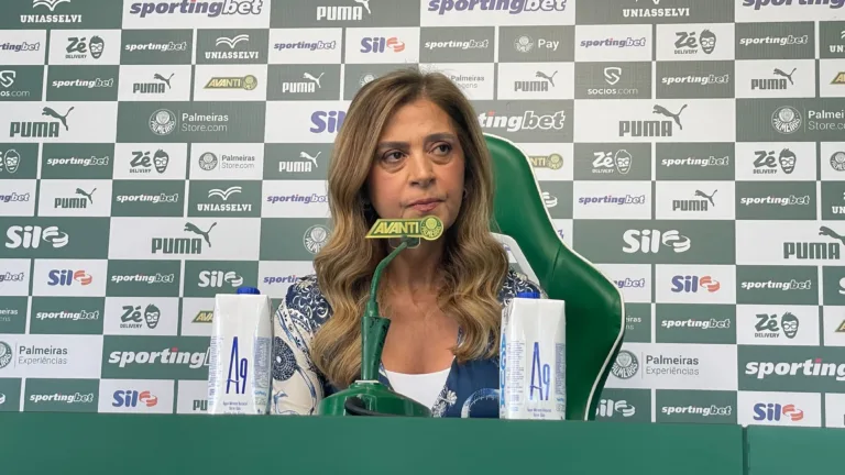 Leila Pereira concede entrevista na Academia do Palmeiras (Foto: Julia Mazarin/Nosso Palestra)