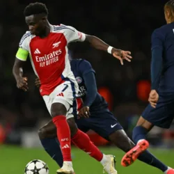 Arsenal e PSG se enfrentam nas semifinais da Champions League (Foto: AFP)
