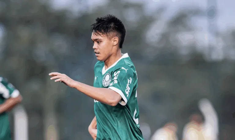 Gabriel Kidani em ação pelo Palmeiras Sub-20 (Foto: Reprodução / instagram) 