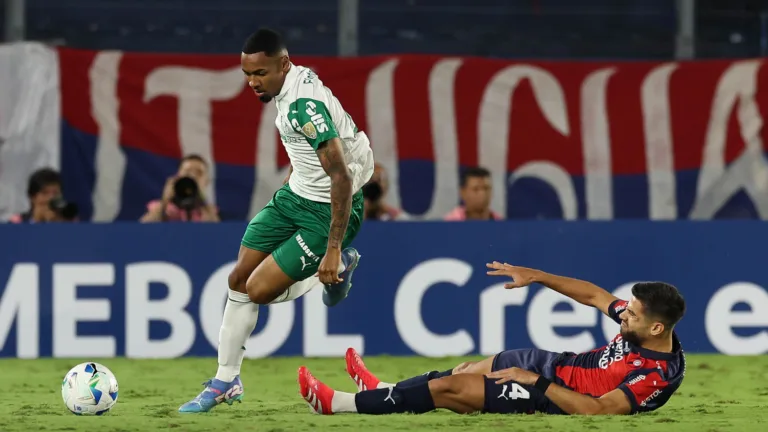 Cerro Porteño e Palmeiras, no Paraguai, pela Libertadores