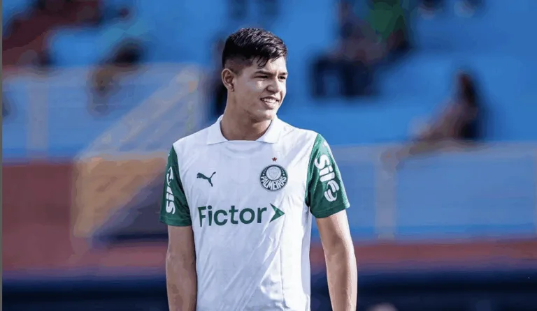 Rodrigo Haruki em ação pelo Palmeiras (Foto: Reprodução / instagram) 