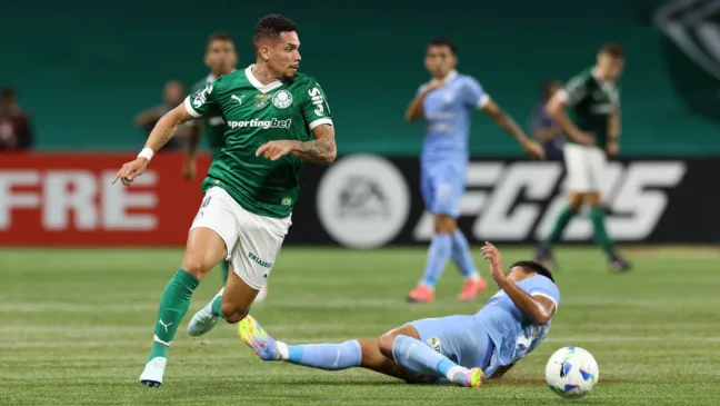 Paulinho durante partida entre Palmeiras e Sporting Cristal, no Allianz Parque (Foto: Cesar Greco/Palmeiras)