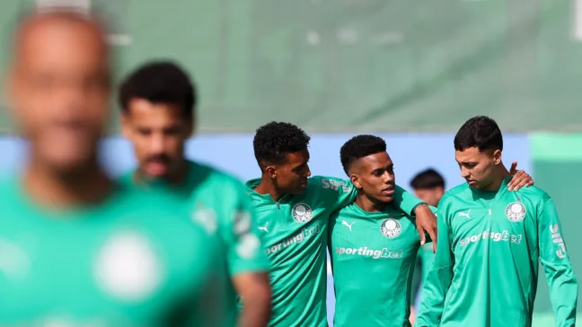 Equipe do Palmeiras durante treinamento na Academia de Futebol (Foto: Cesar Greco)