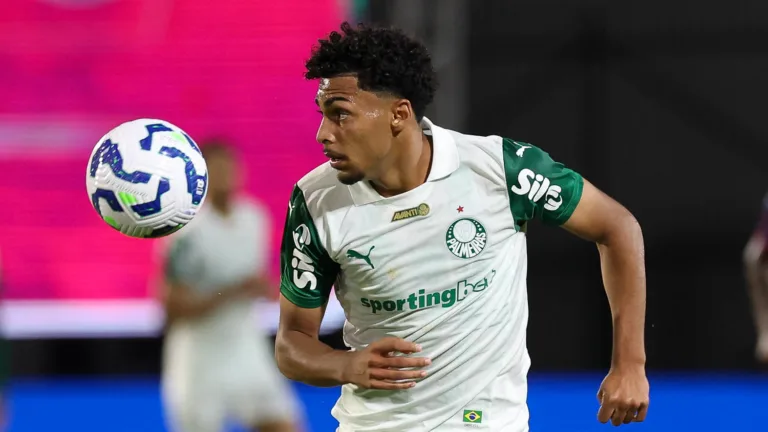 O jogador Luighi, da SE Palmeiras, em jogo contra a equipe do Red Bull Bragantino, durante partida válida pela nona rodada, do Campeonato Brasileiro, Série A, no Estádio Cicero de Souza Marques. (Foto: Cesar Greco/Palmeiras/by Canon)