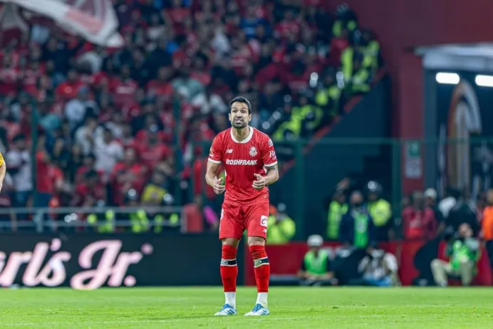 Luan, ex-zagueiro do Palmeiras, faz gol em final e conquista Campeonato Mexicano com Toluca
