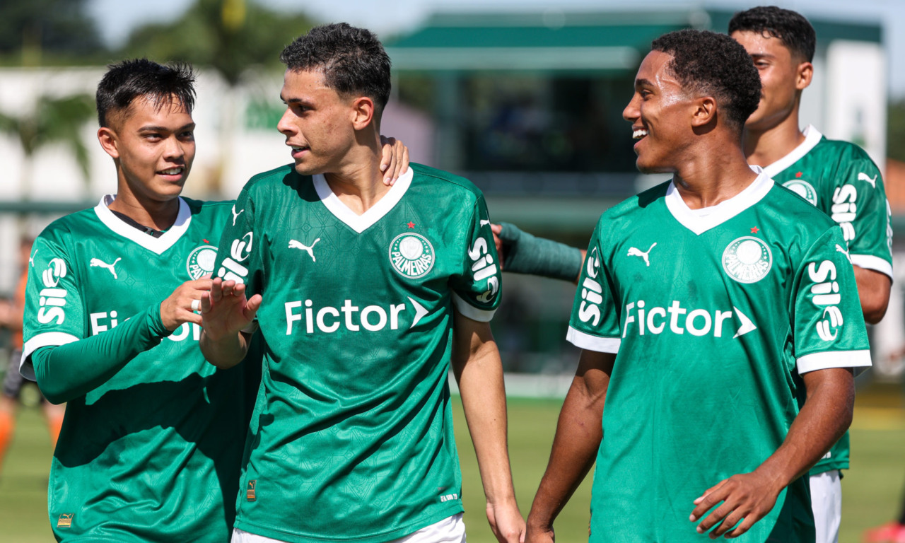 Palmeiras Sub-20 em ação (Foto: Fabio Menotti) 