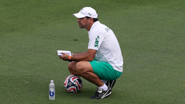Palmeiras vê Abel Ferreira no 'melhor momento' no clube e aumenta expectativa por renovação contratual