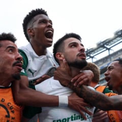 O jogador Flaco López, da SE Palmeiras, comemora seu gol contra a equipe do Al Ahly SC, durante partida válida pela fase de grupos, da Copa do Mundo de Clubes da FIFA, no Metlife Stadium. (Foto: Cesar Greco/Palmeiras/by Canon)