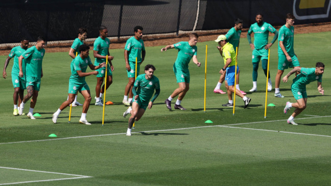 Os jogadores da SE Palmeiras, durante treinamento, na Universidade da Carolina do Norte. (Foto: Cesar Greco/Palmeiras/by Canon)
