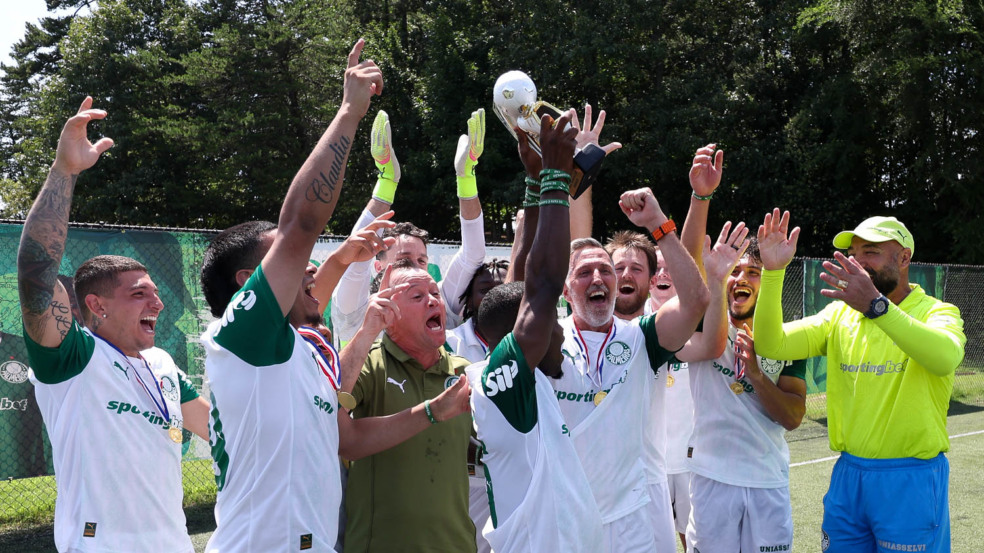 Casa Palmeiras de Greensboro, na Carolina do Norte. (Foto: Cesar Greco/Palmeiras/by Canon)
Casa Palmeiras de Greensboro, na Carolina do Norte. (Foto: Cesar Greco/Palmeiras/by Canon)