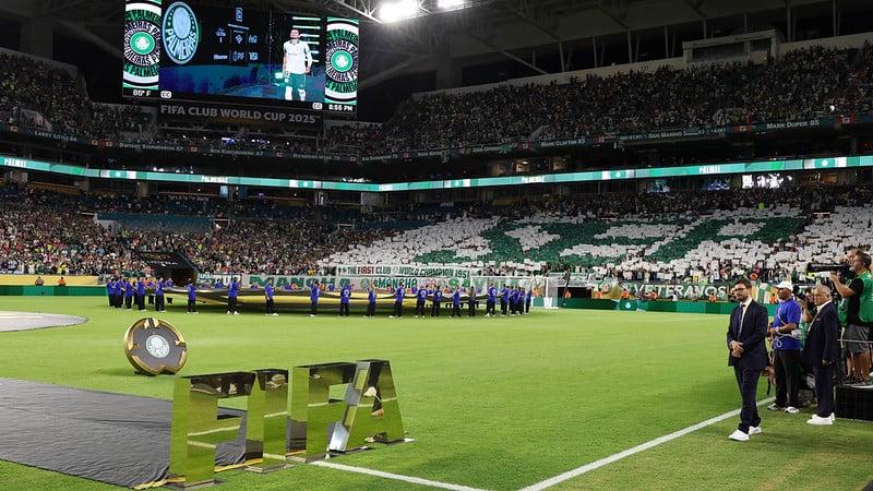 Abel Ferreira elogia torcida do Palmeiras na Copa do Mundo de Clubes; veja vídeo 