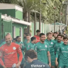VÍDEO | Torcida do Palmeiras faz festa para elenco antes do embarque para Copa do Mundo de Clubes