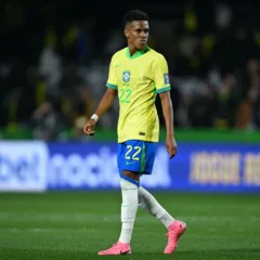 Estêvão em estreia pela Seleção Brasileira na partida contra o Equador em Setembro de 2024 Foto: Mauro Pimentel/AFP