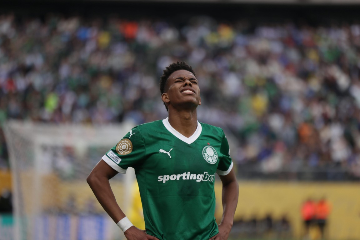 Palmeiras em ação diante do Porto pela Copa do Mundo de Clubes (Foto: Danilo Martins / Podporco) Palmeiras em ação diante do Porto pela Copa do Mundo de Clubes (Foto: Danilo Martins / Podporco)