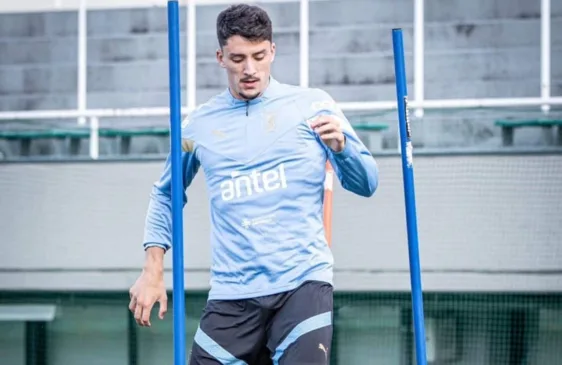Dupla e ex-jogador do Palmeiras são convocados pelo Uruguai para Copa do Mundo