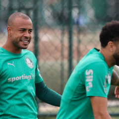 O jogador Mayke, da SE Palmeiras, durante treinamento, na Academia de Futebol. (Foto: Cesar Greco/Palmeiras/by Canon)
