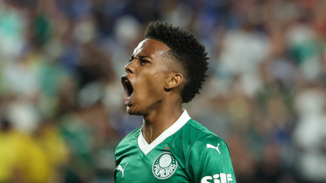 Estêvão deixa Palmeiras após eliminação em Copa do Mundo de Clubes