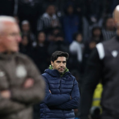 O técnico Abel Ferreira, da SE Palmeiras, em jogo contra equipe do SC Corinthians P, durante partida válida pelas oitavas de final, da Copa do Brasil, na Neo Química Arena. (Foto: Cesar Greco/Palmeiras/by Canon)