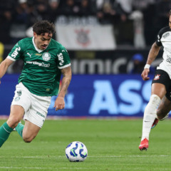 O jogador Mauricio, da SE Palmeiras, em jogo contra equipe do SC Corinthians P, durante partida válida pelas oitavas de final, da Copa do Brasil, na Neo Química Arena. (Foto: Cesar Greco/Palmeiras/by Canon)