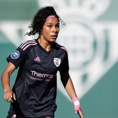 Emily, nova lateral-esquerda do Palmeiras, em ação pelo Madrid CFF.