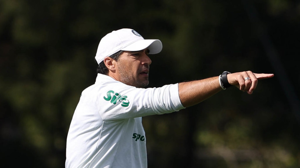 O técnico Abel Ferreira, da SE Palmeiras, durante treinamento, na Academia de Futebol. (Foto: Cesar Greco/Palmeiras/by Canon)