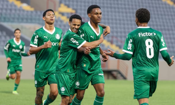 Partida entre SE Palmeiras e Botafogo, válida pela décima rodada do Campeonato Brasileiro Sub-17, na Arena Barueri, em Barueri-SP. (Foto: Fabio Menotti/Palmeiras/by Canon)