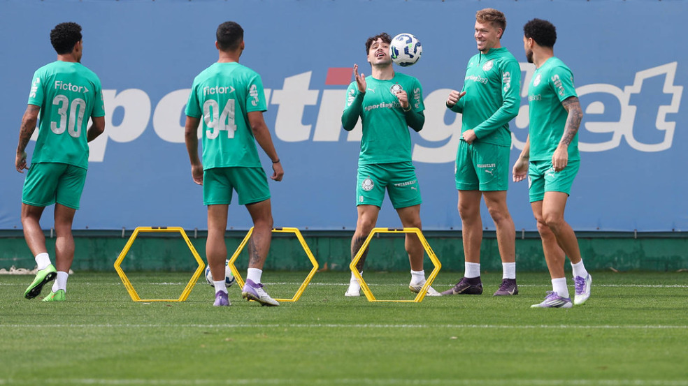 Palmeiras atualiza condição física de zagueiros Bruno Fuchs e Murilo; veja Palmeiras atualiza condição física de zagueiros Bruno Fuchs e Murilo; veja