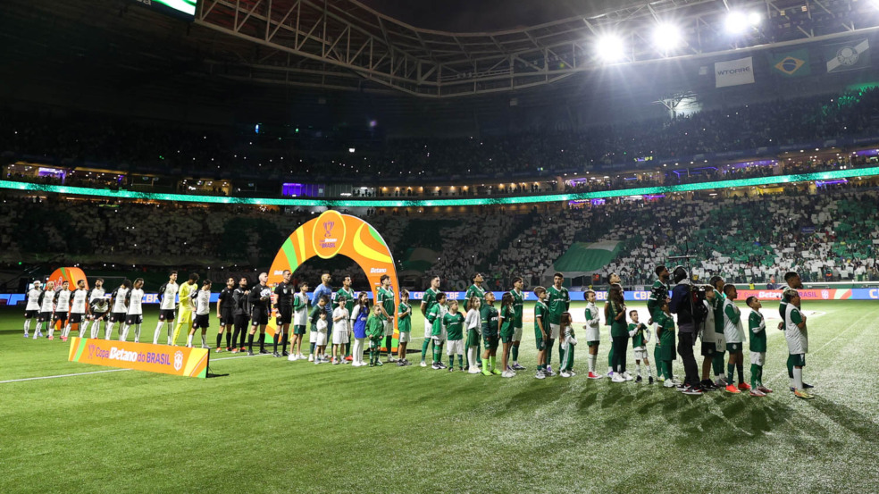 O time da SE Palmeiras, em jogo contra a equipe do SC Corinthians P, durante partida válida pelas oitavas de final, da Copa do Brasil, na arena Allianz Parque. (Foto: Cesar Greco/Palmeiras/by Canon)