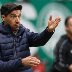 O técnico Abel Ferreira, da SE Palmeiras, em jogo contra a equipe do Ceará SC, durante partida válida pela décima nona rodada, do Campeonato Brasileiro, Série A, na arena Allianz Parque. (Foto: Cesar Greco/Palmeiras/by Canon)