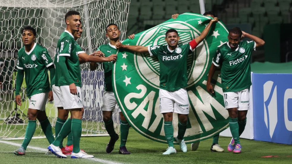 Palmeiras em ação pelo Campeonato Brasileiro Sub-20 (Foto: Fabio Menotti) Palmeiras em ação pelo Campeonato Brasileiro Sub-20 (Foto: Fabio Menotti)