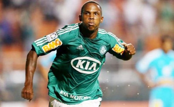 Jogador formado na base do Palmeiras anuncia aposentadoria aos 33 anos