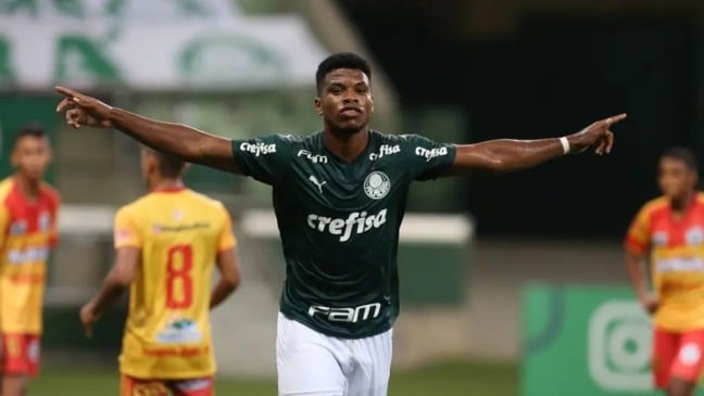 Cria do Palmeiras sofre lesão grave atuando por clube da Costa Rica
