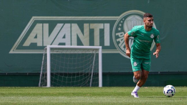 O jogador Andreas Pereira, da SE Palmeiras, durante treinamento, na Academia de Futebol. (Foto: Cesar Greco/Palmeiras/by Canon)