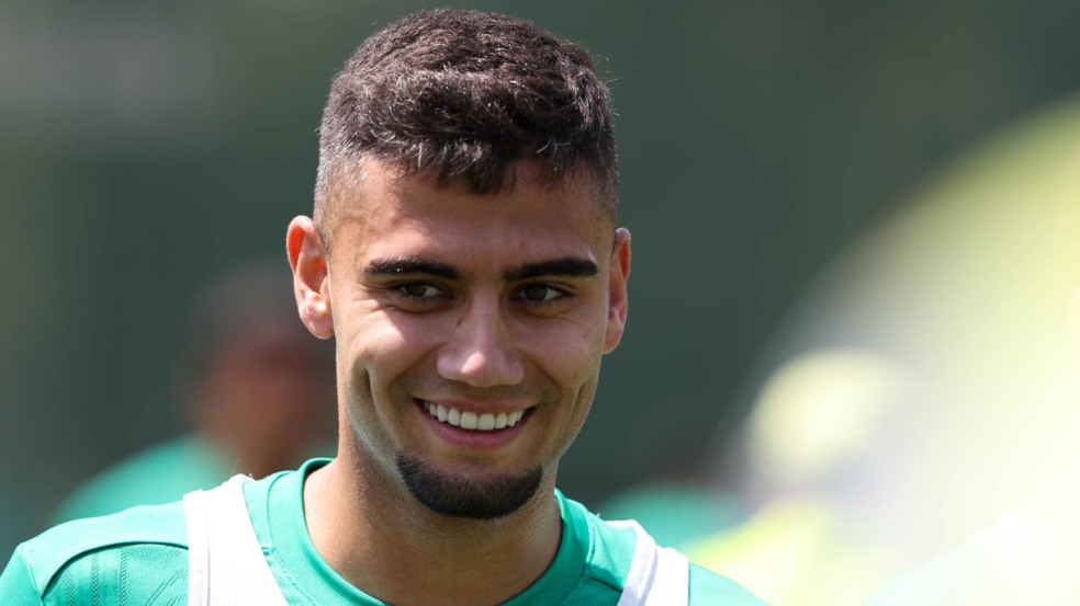 O jogador Andreas Pereira, da SE Palmeiras, durante treinamento, na Academia de Futebol. (Foto: Cesar Greco/Palmeiras/by Canon)