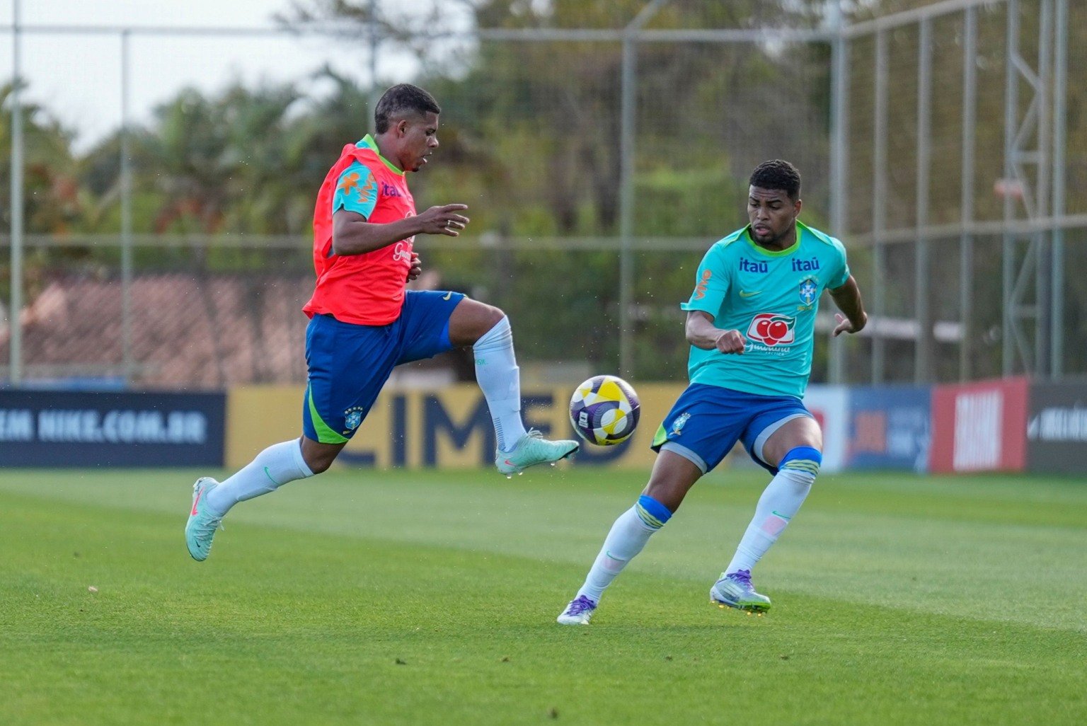 Destaque do Palmeiras revela emoção após convocação para Seleção Brasileira: 'Um sonho' 