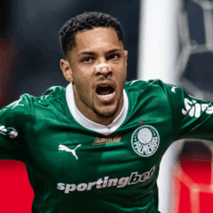 Vitor Roque comemora gol pelo Palmeiras na Libertadores (Foto: Conmebol)