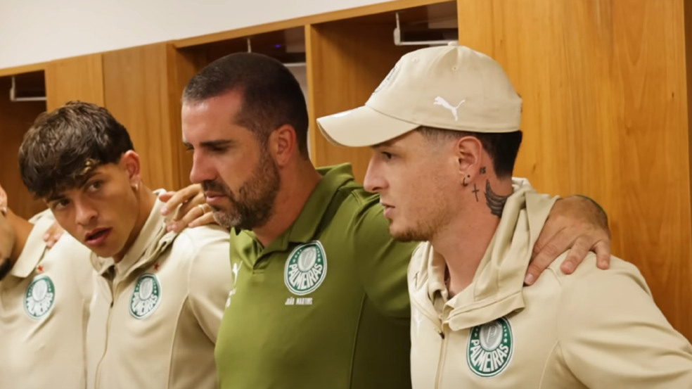 Aníbal Moreno durante discurso após vitória sobre o River Plate (Foto: Reprodução)
