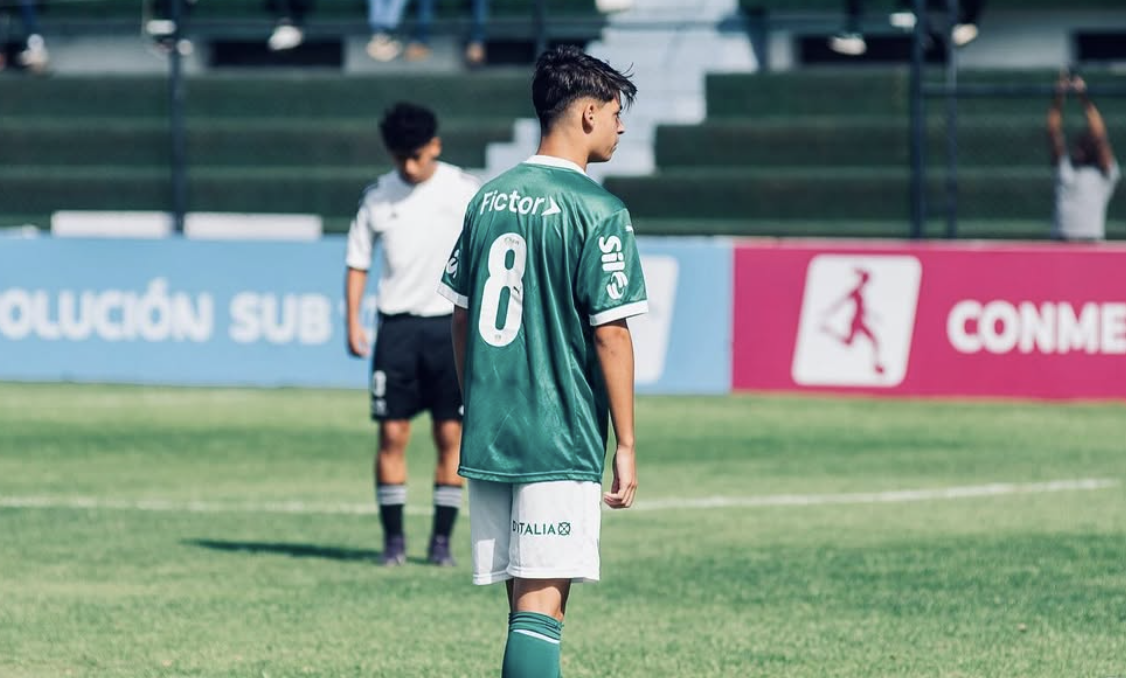 Luiz Galhotto em ação pelo Palmeiras na Libertadores Sub-13 (Foto: Reprodução / Instagram) 