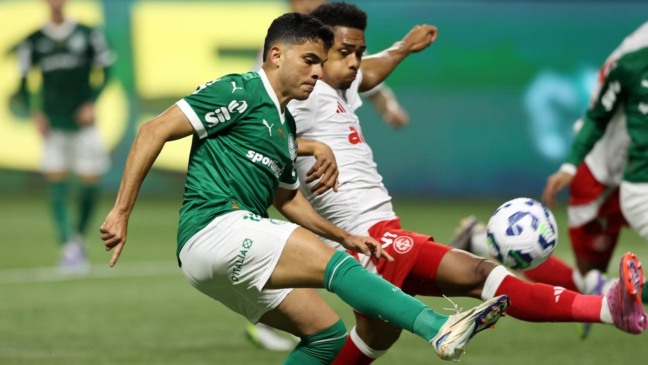 Bruno Rodrigues reencontra ex-clube e busca conquistar espaço no Palmeiras