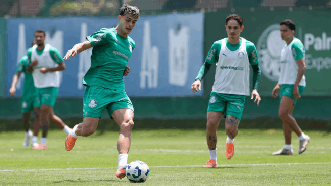 O jogador Ramón Sosa, da SE Palmeiras, durante treinamento, na Academia de Futebol. (Foto: Cesar Greco/Palmeiras/by Canon)
