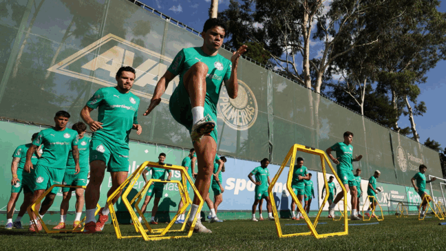 Palmeiras treina às vésperas de duelo decisivo contra o Cruzeiro, no Allianz Parque