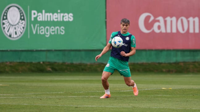 O jogador Ramón Sosa, da SE Palmeiras, durante treinamento, na Academia de Futebol. (Foto: Cesar Greco/Palmeiras/by Canon)